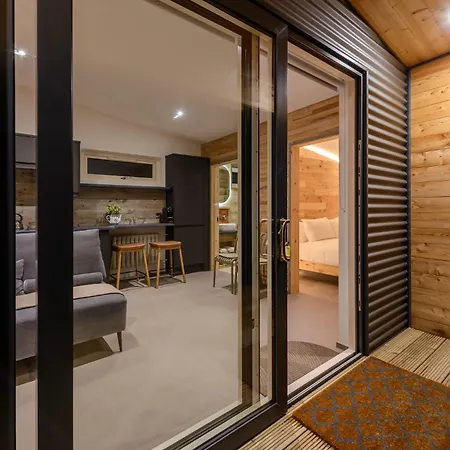 Glamping - Ross Road *